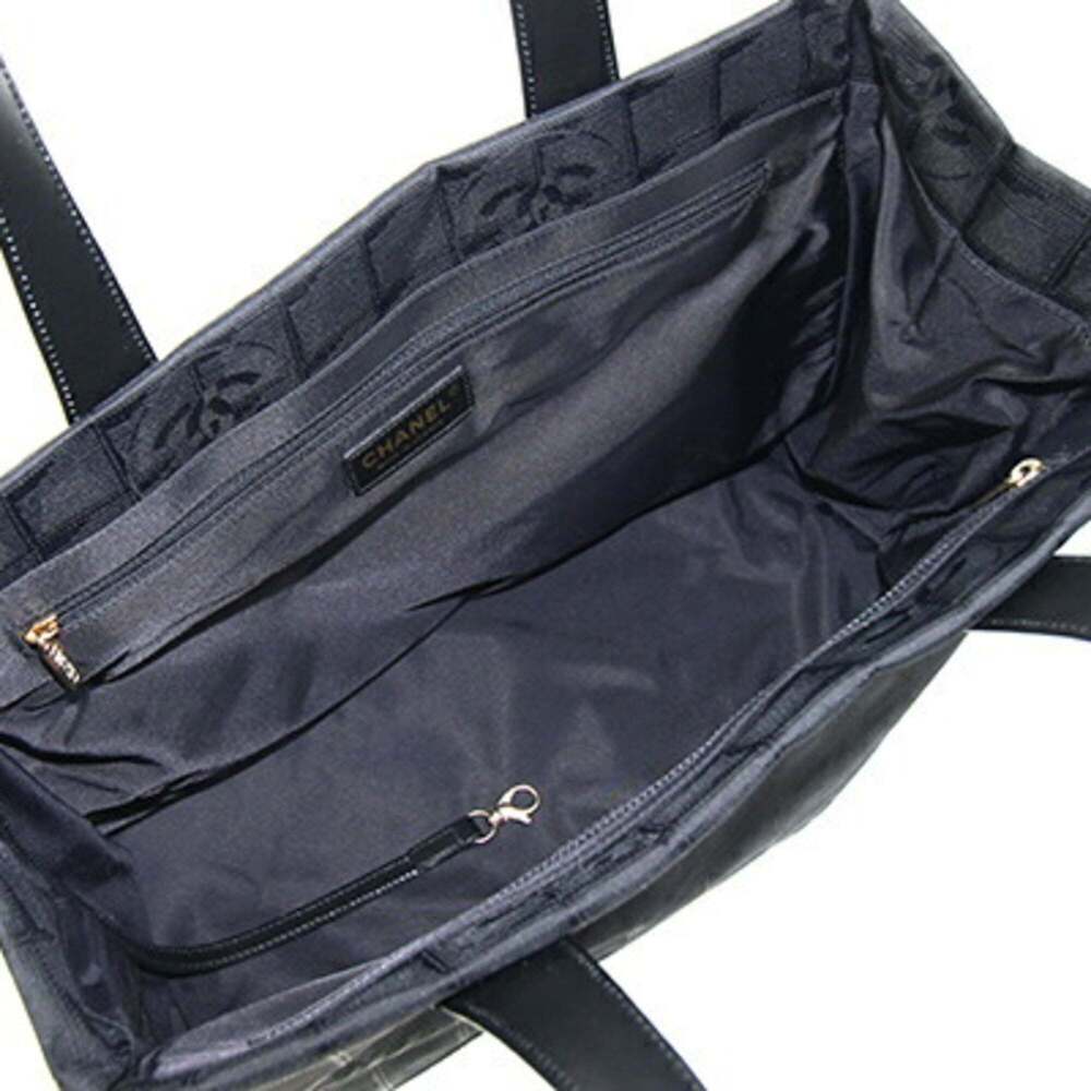 CHANEL Black Leather Logo Tote Bag - Picture 3 of 9